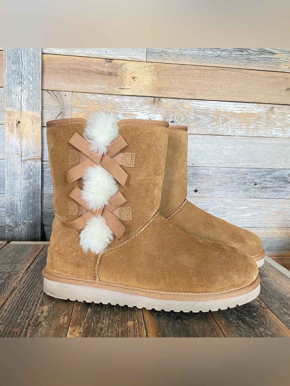 Koolaburra by UGG Victoria Short Boots Women’s’ Shoe Size 11W